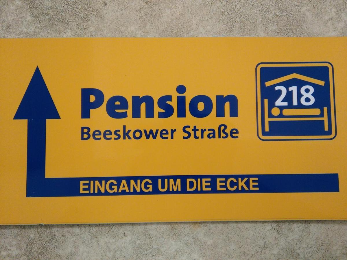 Zimmervermietung Schoenfliesser Stuben Auch Fuer Monteure ไอเซนฮุทเทนชตัดท์ ภายนอก รูปภาพ